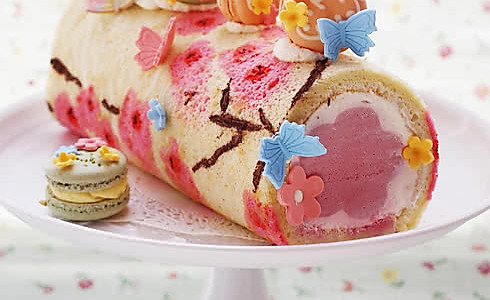 桃花手绘蛋糕卷的做法