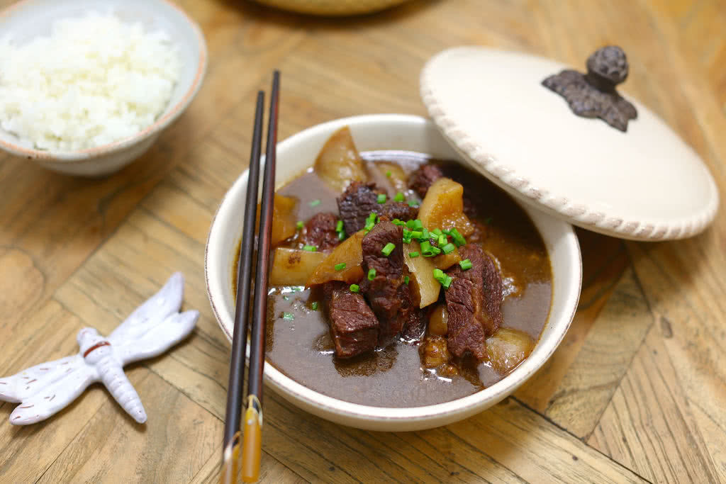 Stewed Beef Brisket with radish