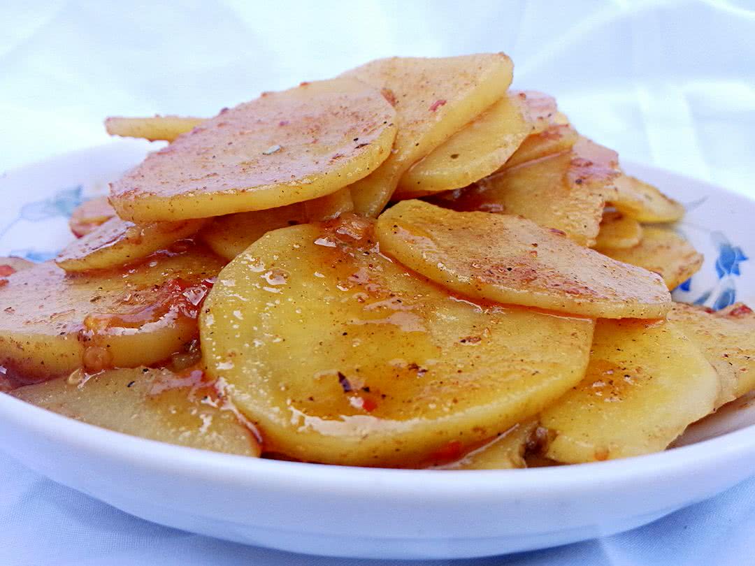 Spicy potato slices