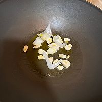 酸菜炖排骨的做法图解3