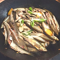 焖酥鱼的做法图解2