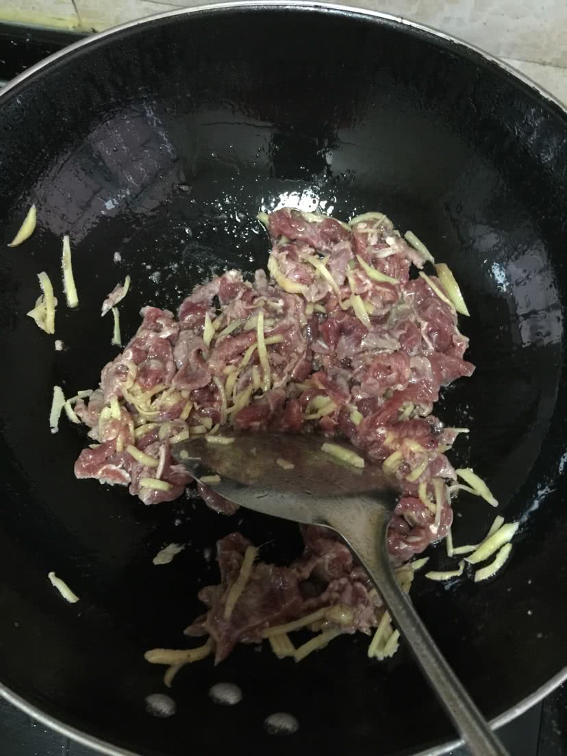 姜丝牛肉片的做法图解5