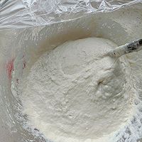 难做好吃的一斤面九两水发面馅饼的做法图解2