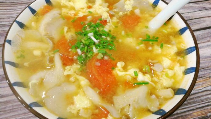 平菇番茄鸡蛋汤