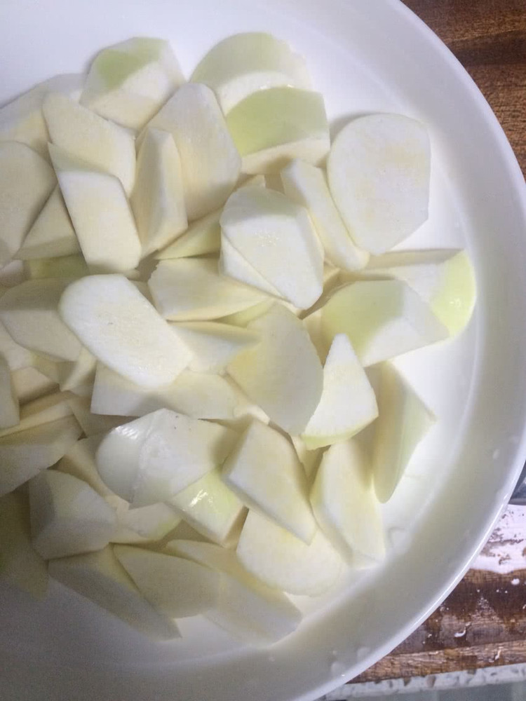 清炒茭白的做法
