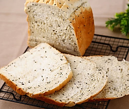 面包机做面包（黑芝麻和风吐司）的做法
