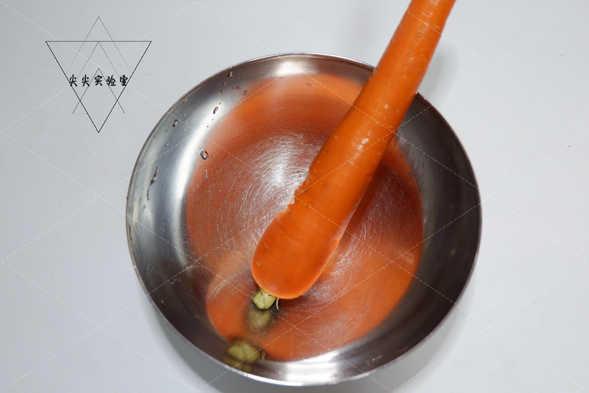 3根萝卜，1包面粉，2步骤教你‘粉蒸胡萝卜，不坨不粘连香甜软糯 - 哔哩哔哩