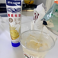 #在夏日饮饮作乐#茉莉炼乳奶茶的做法图解3