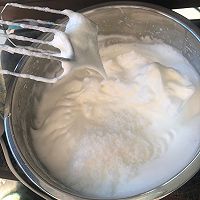 戚风蛋糕的做法图解8