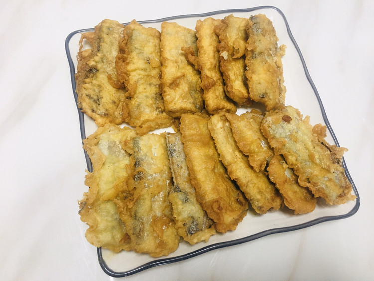 黄金炸带鱼的做法