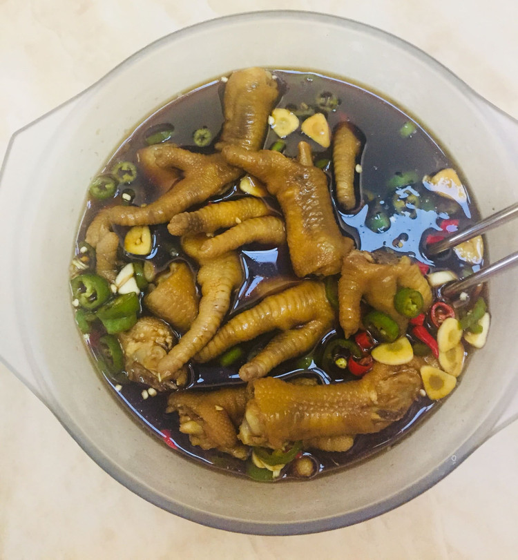 酸辣鸡爪的做法