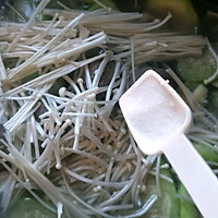 鲜菇水瓜汤的做法图解6