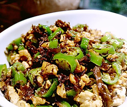 一道被称为下饭神器的菜——鸡米芽菜的做法