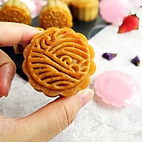 广式蛋黄月饼的做法图解18