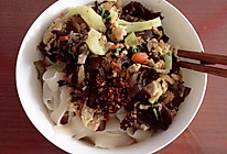 西红柿鸡蛋木耳面的做法