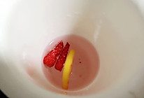 草莓柠檬冲饮的做法