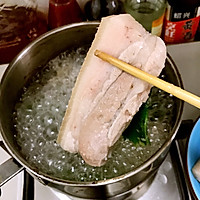 川香小炒五花肉#美的女王节#的做法图解3