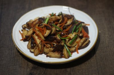 下饭素菜～蚝油炒香菇