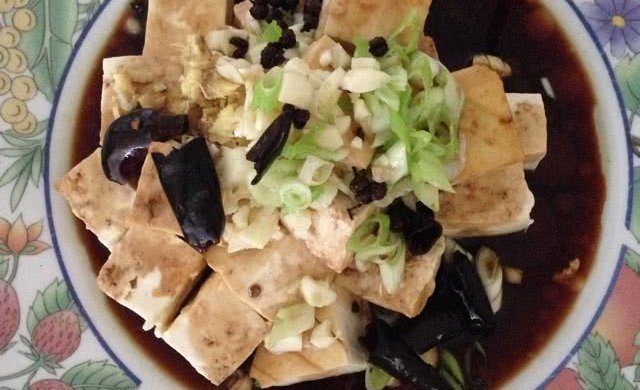 夏日清爽豆腐丁