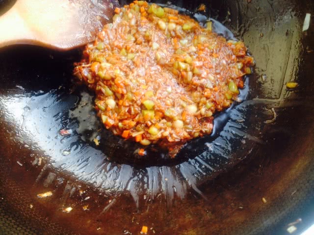 清真剩米饭鸡蛋饼的做法图解3