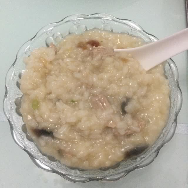 皮蛋瘦肉粥的做法图解10