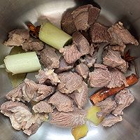 #黄河路美食#红烧羊肉炖胡萝卜土豆的做法图解3