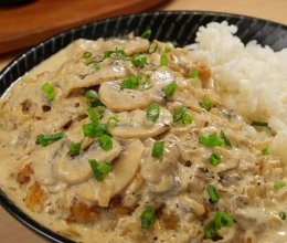 救命！这碗黑松露奶油鸡腿饭直接香哭！的做法