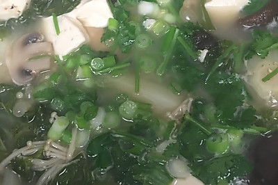 海鲜豆腐汤