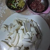 杏鲍菇肉末的做法图解1
