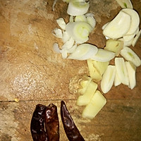 白菜炒猪血的做法图解3