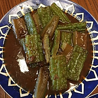 苦瓜焖豆瓣酱的做法图解1