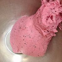 奶酪火龙果欧包的做法图解10