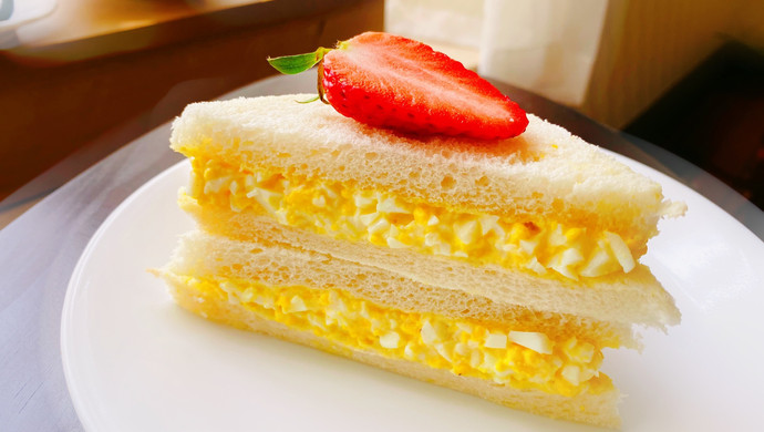 日式鸡蛋三明治-快手早餐