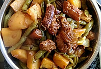 东北菜之芸豆土豆炖排骨的做法