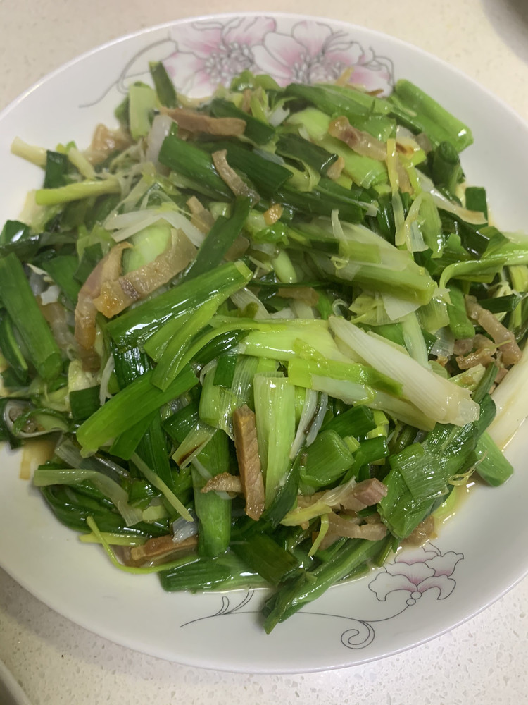 大蒜炒咸肉的做法