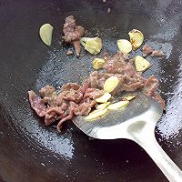 牛肉炒豆角的做法图解3