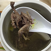 椰子炖汤 炖鸽子 炖鸟的做法图解3