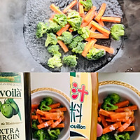 #精品菜谱挑战赛#黑椒西冷牛排  鸡汁土豆泥  蔬果沙拉的做法图解9