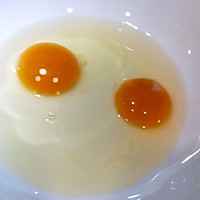 紫菜虾皮炒蛋的做法图解1