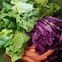 鸡胸肉蔬菜沙拉的做法图解1