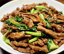 有幸在闺蜜家吃过一回，上海青炒肉！太好吃了出锅就被馋哭了的做法