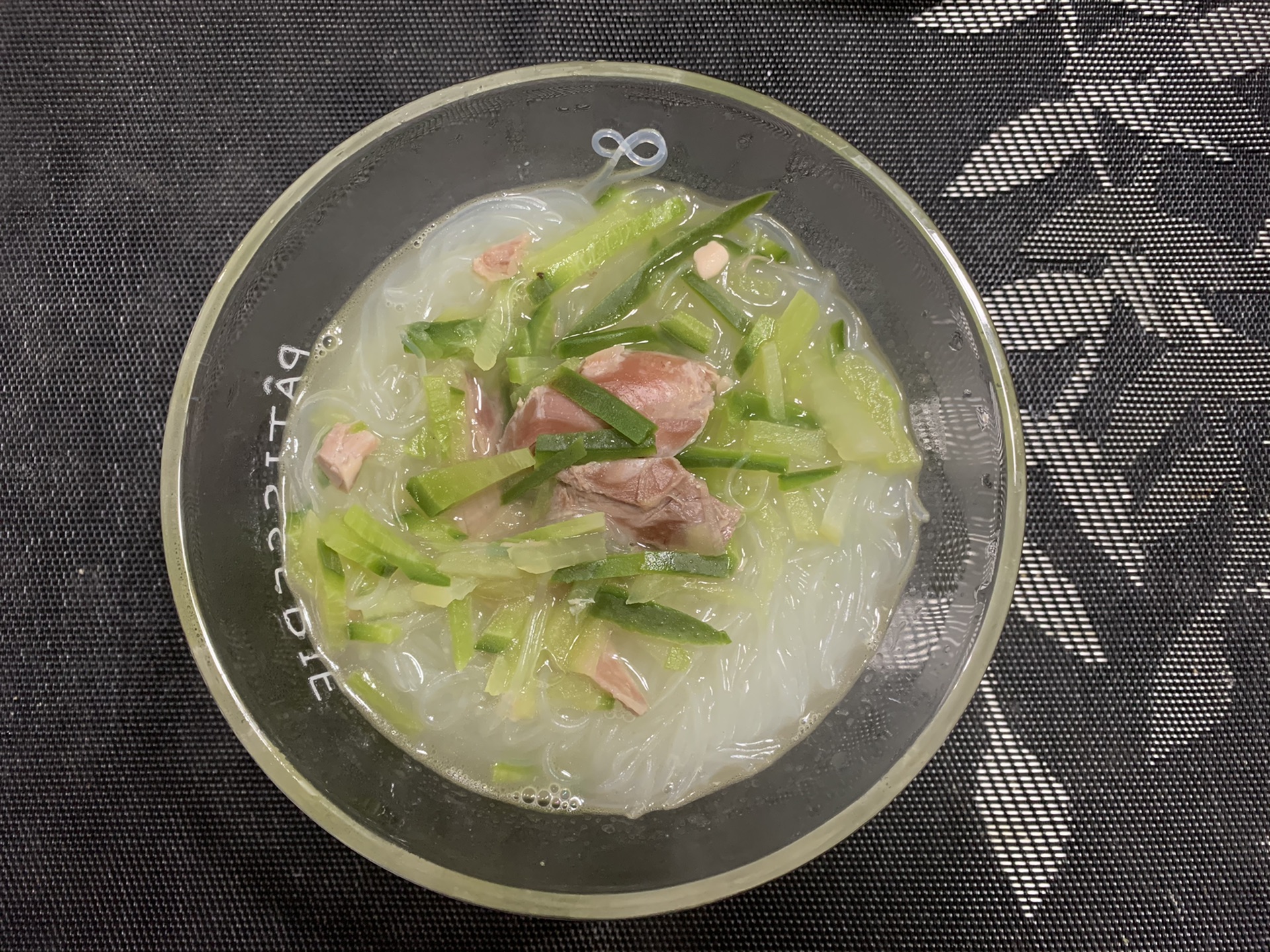 Duck and vermicelli soup (super simple)