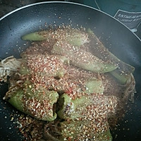 青椒酿金针菇的做法图解4
