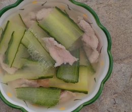 黄瓜肉片汤的做法