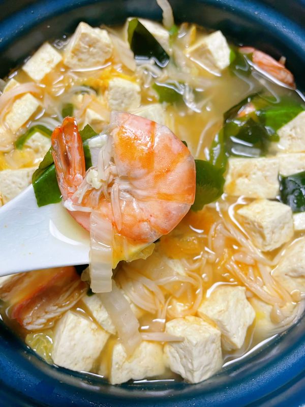 鲜虾豆腐汤，这一碗好满足！