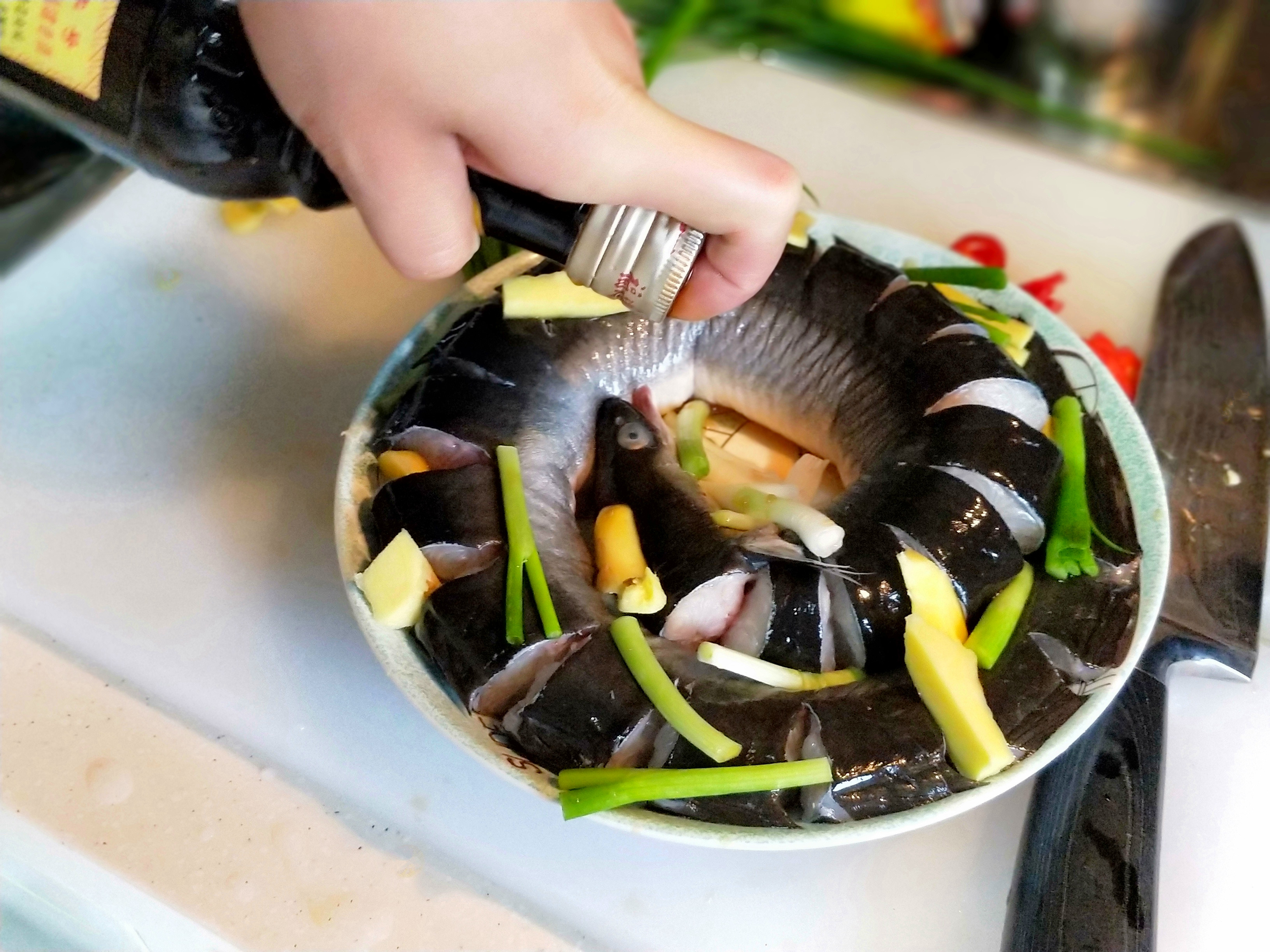鳗鱼怎么做好吃又简单（海鳗鱼的做法大全家常） – 碳资讯