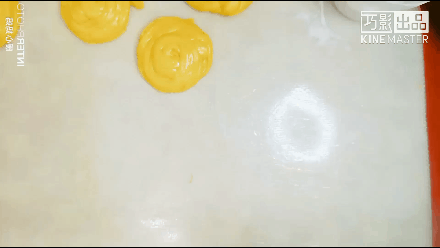 南瓜发面千层饼：宝宝辅食营养食谱菜谱的做法图解7