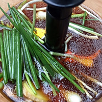 剁椒鱼头的做法图解1