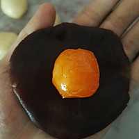 传统广式蛋黄月饼的做法图解9