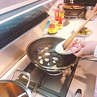 酸菜炖粉条的做法图解6
